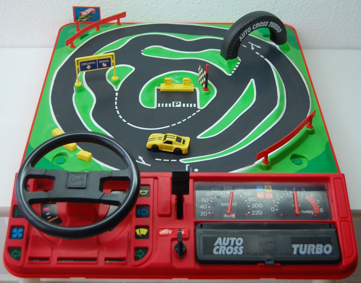 NostalgicoRetro's tweet photo. Podía haber algo mejor que jugar a esto de pequeño? A mi no me lo parecía. https://t.co/3oYakRm250