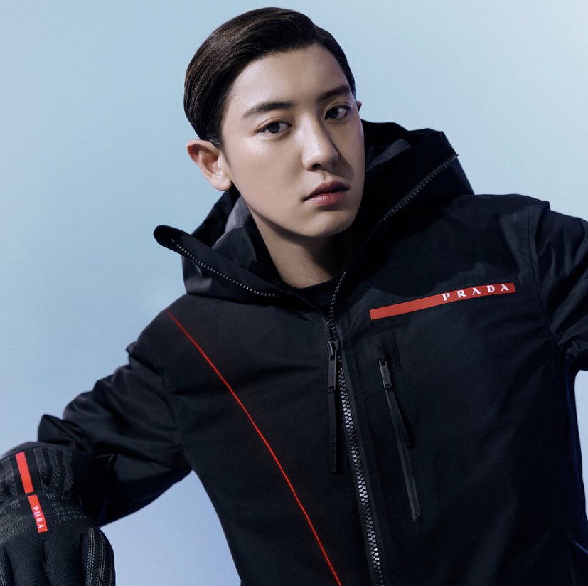 EXOL_INTENSE's tweet photo. 📍Actualización de Prada con #CHANYEOL
Se liberaron nuevas fotos en el sitio web oficial Global de la marca, no se olviden de ir a checarlas:
🔗https://t.co/8324ocvh7m 🔥
#PRADAXLOEY #EXO #엑소 @weareoneEXO https://t.co/P2Cy5BC2EQ