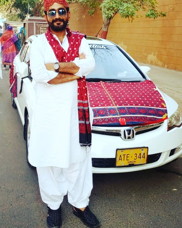 BakerHingorjo's tweet photo. #SindhiCulturalDay2020.
#AjrakIsOurPride https://t.co/wb4LPbgNdd