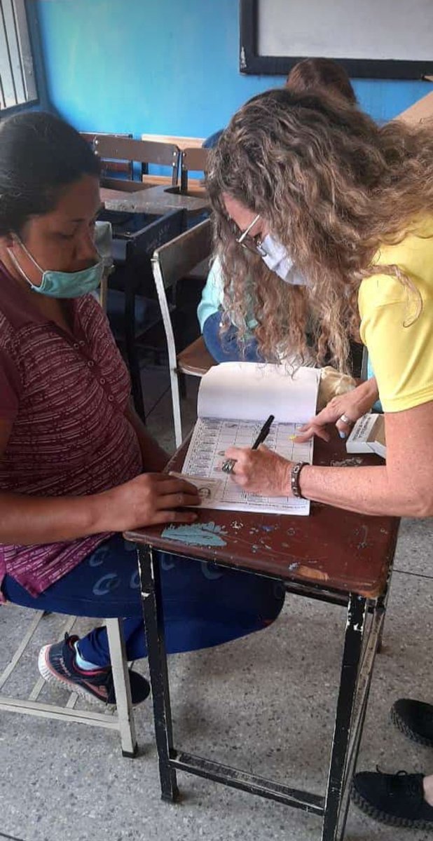 charlychaves's tweet photo. Cumpliendo con mi sagrado deber #YoSíVoto. Vamos juntos a consolidar la Victoria Perfecta🇻🇪💪

¡Venceremos!🚩
#Parlamentarias2020
#VenezuelaVota
@NicolasMaduro
@JuventudPSUV
@psuvaristobulo
@Juntosxtachira1 https://t.co/tM6OQXUvGN