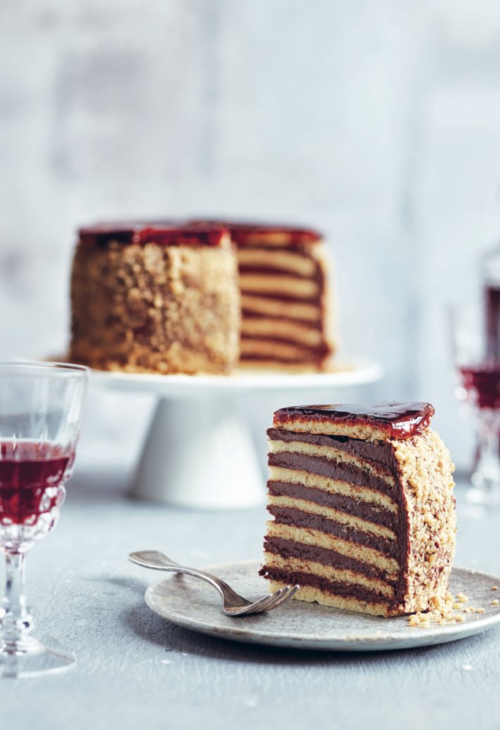 georgescu_r's tweet image. Make chimney cakes  at home. Recipe in &apos;Carpathia- food from the heart of Romania&apos; cookbook. Please support and buy it as a Christmas present for those family members and friends who love baking bread, making cakes and desserts and who also want to learn about a new country. 🙏