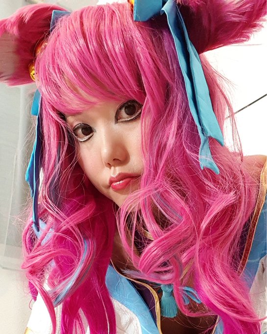 Some sneak peaks into #ahri #cosplay from #leagueoflegends. man I am waiting so hard for #wildrift I<a href="/tag/ahri"class="tags">#ahri</a><a href="/tag/cosplay"class="tags">#cosplay</a><a href="/tag/leagueoflegends"class="tags">#leagueoflegends</a><a href="/tag/duellinks"class="tags"><span>#duellinks</span></a><a href="/tag/wildrift"class="tags"><span>#wildrift</span></a>