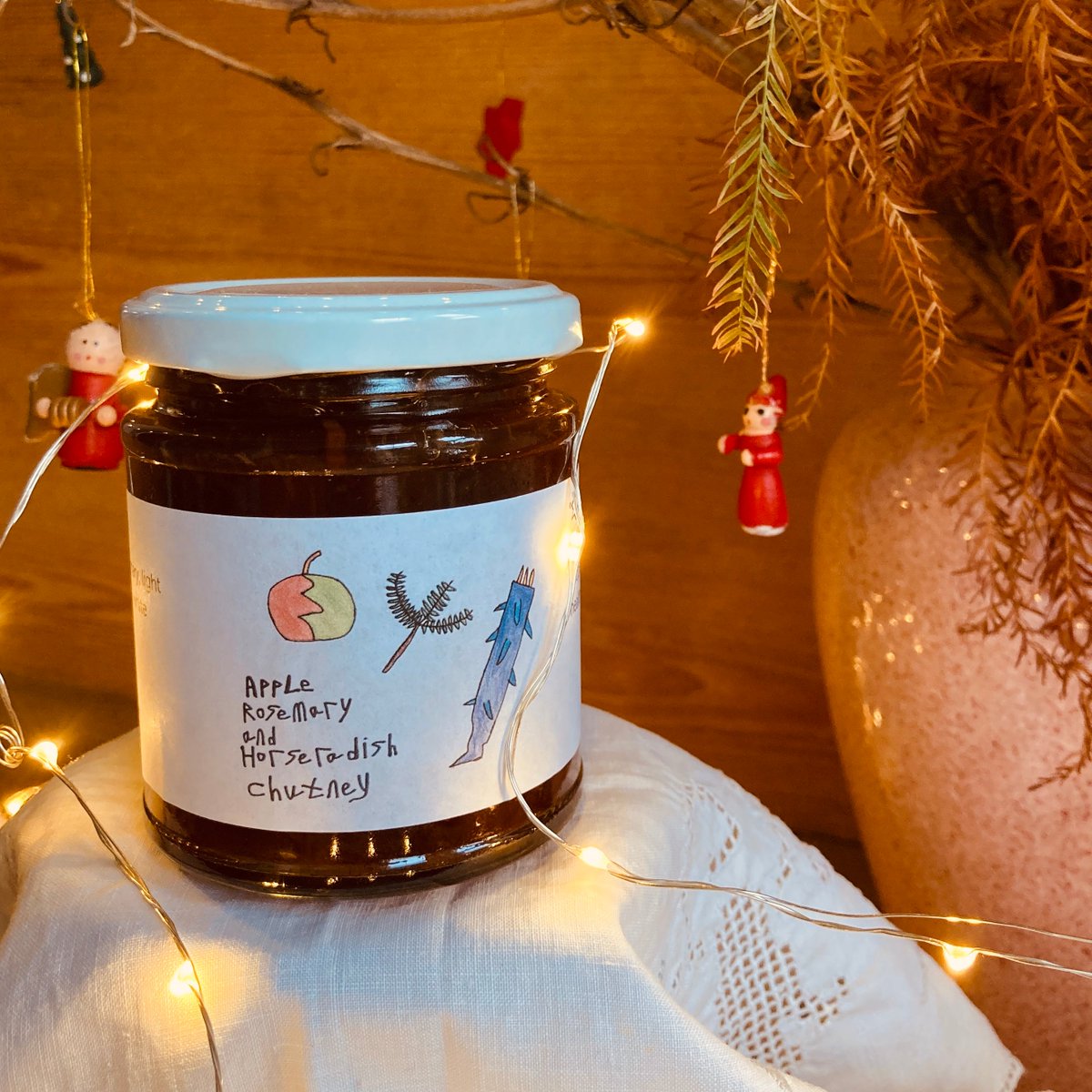 spikeyproject's tweet photo. Our Apple Horseradish Chutney is ready for you to take home and put under 🎄Students at The Park College were involved in preparing &amp; packaging the chutney - the label was drawn by amazing Stanley Galton 😍👏
Chutney costs £4, order @ spikeyproject@gmail.com
#autism #food  #xmass https://t.co/vcNuFcClie