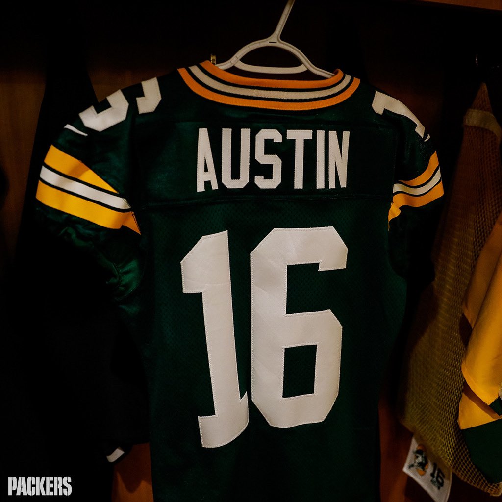 packers's tweet photo. .@Tayaustin01 in green & gold.
#GoPackGo https://t.co/fEM1smzsG9