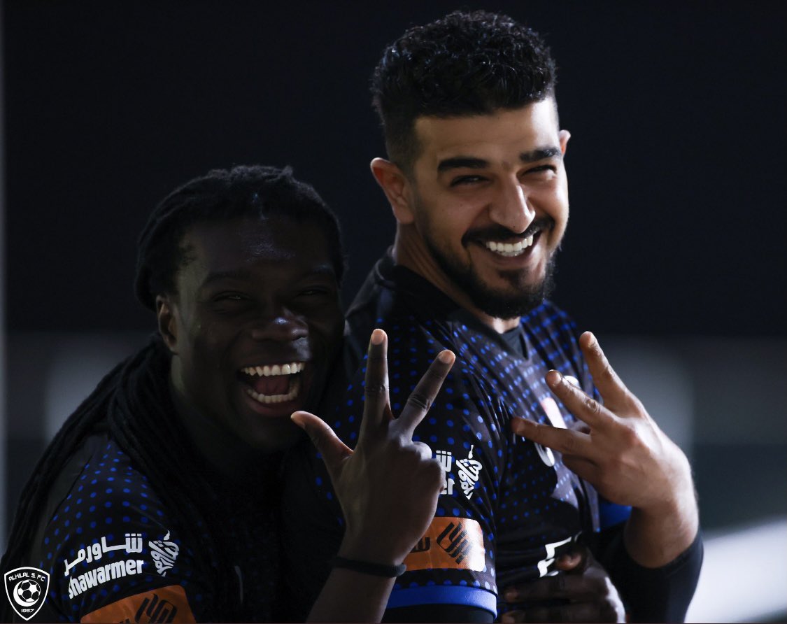 BafGomis's tweet photo. ماذا يعني لكم الرقم ٣؟
💙🤷🏾‍♂️ https://t.co/foLq7ANPG3
