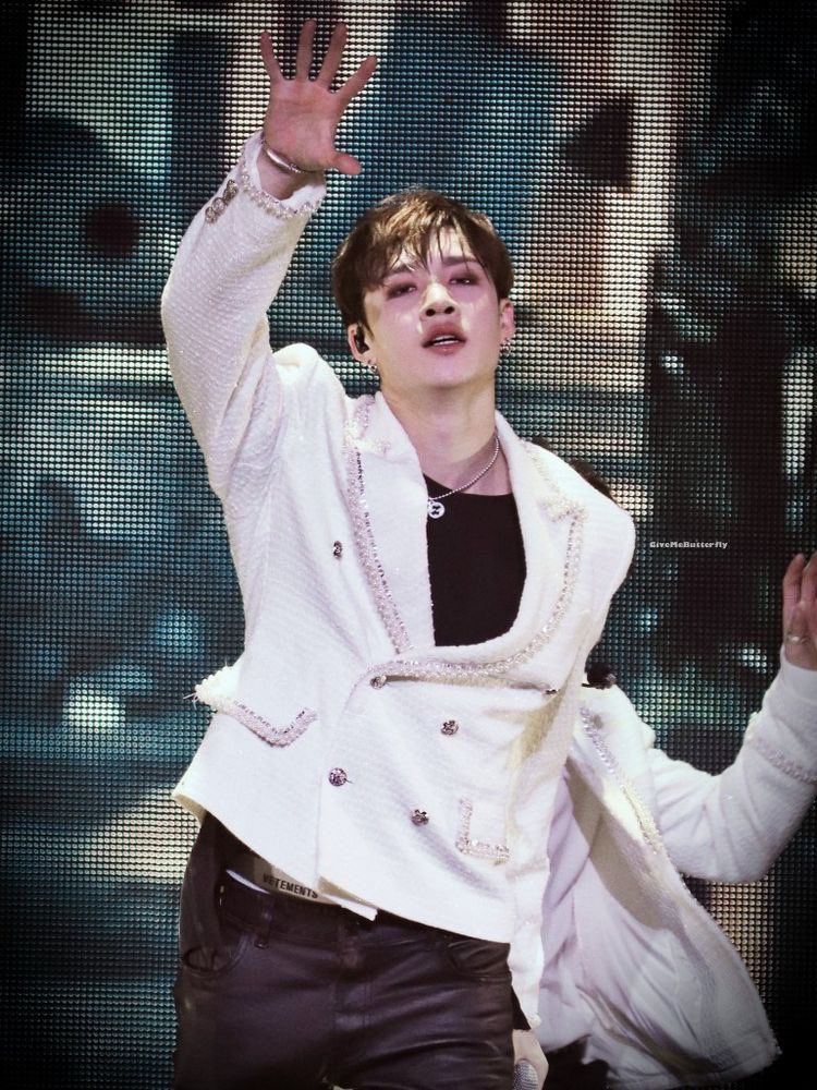 — the power bang chan holds; a very important thread  #Straykids  #skz