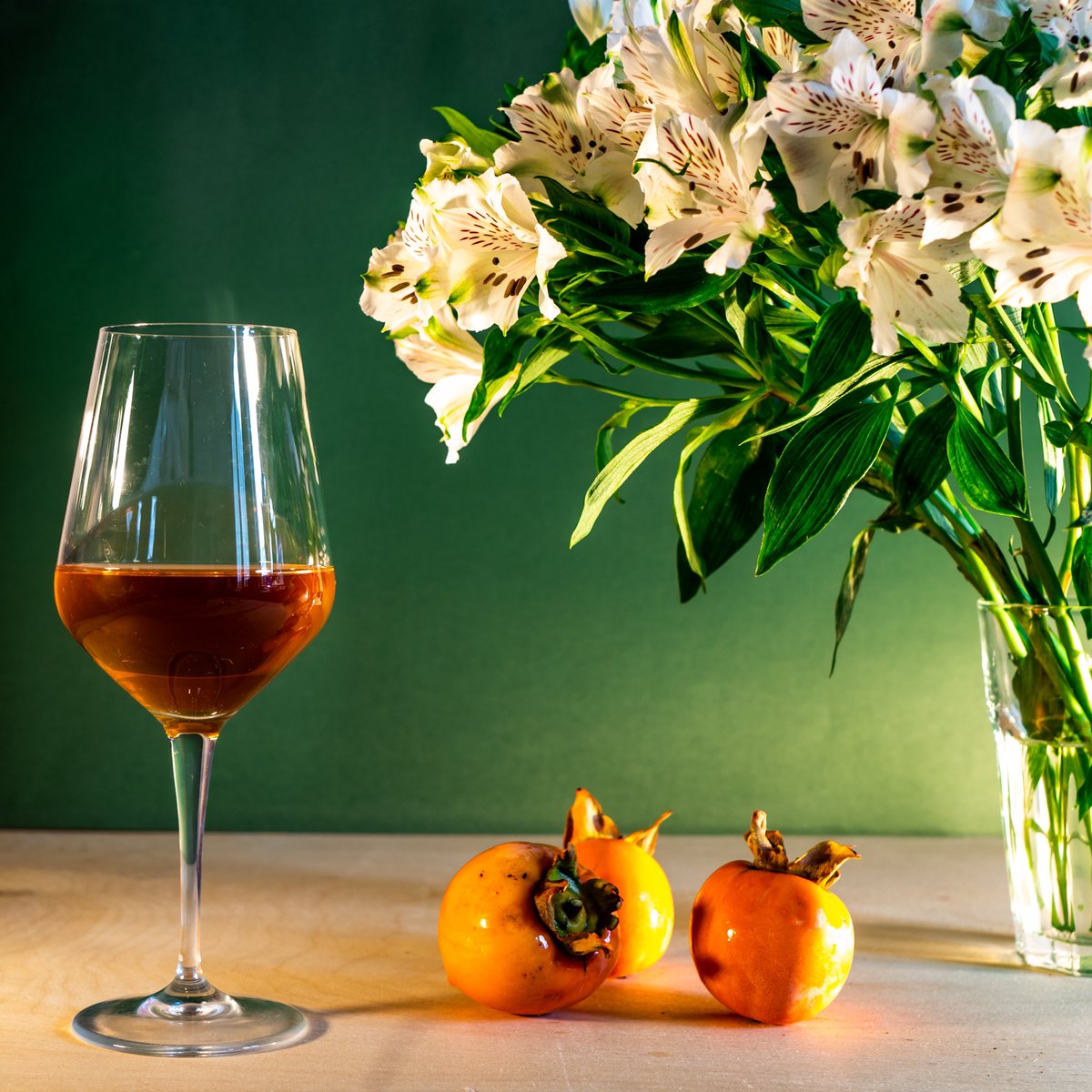 When it’s cold and rainy those are ideal conditions to shoot some still life with tasty Georgian Qvevri Wine #naturalwine #lowintervention #georgia #tbilisi #stilllife