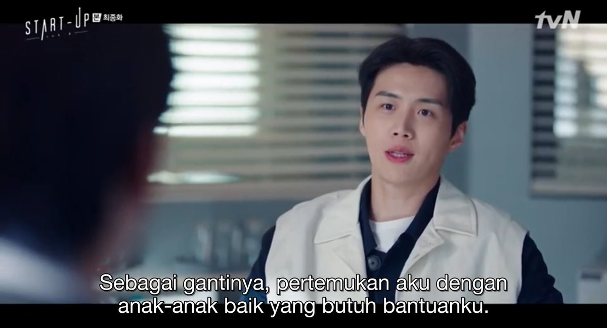 dan mari garis bawahi kalimat ini. “Pertemukan aku dengan anak-anak baik yang butuh bantuanku.”see? dia gak cuma ngasih duit, tapi juga jasa.