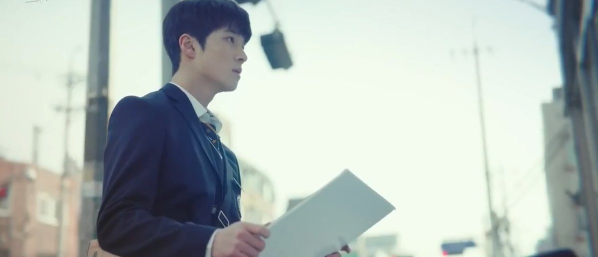 at the end, jipyeong find his own happiness, helping those children with no home to come  #StartUpEp16