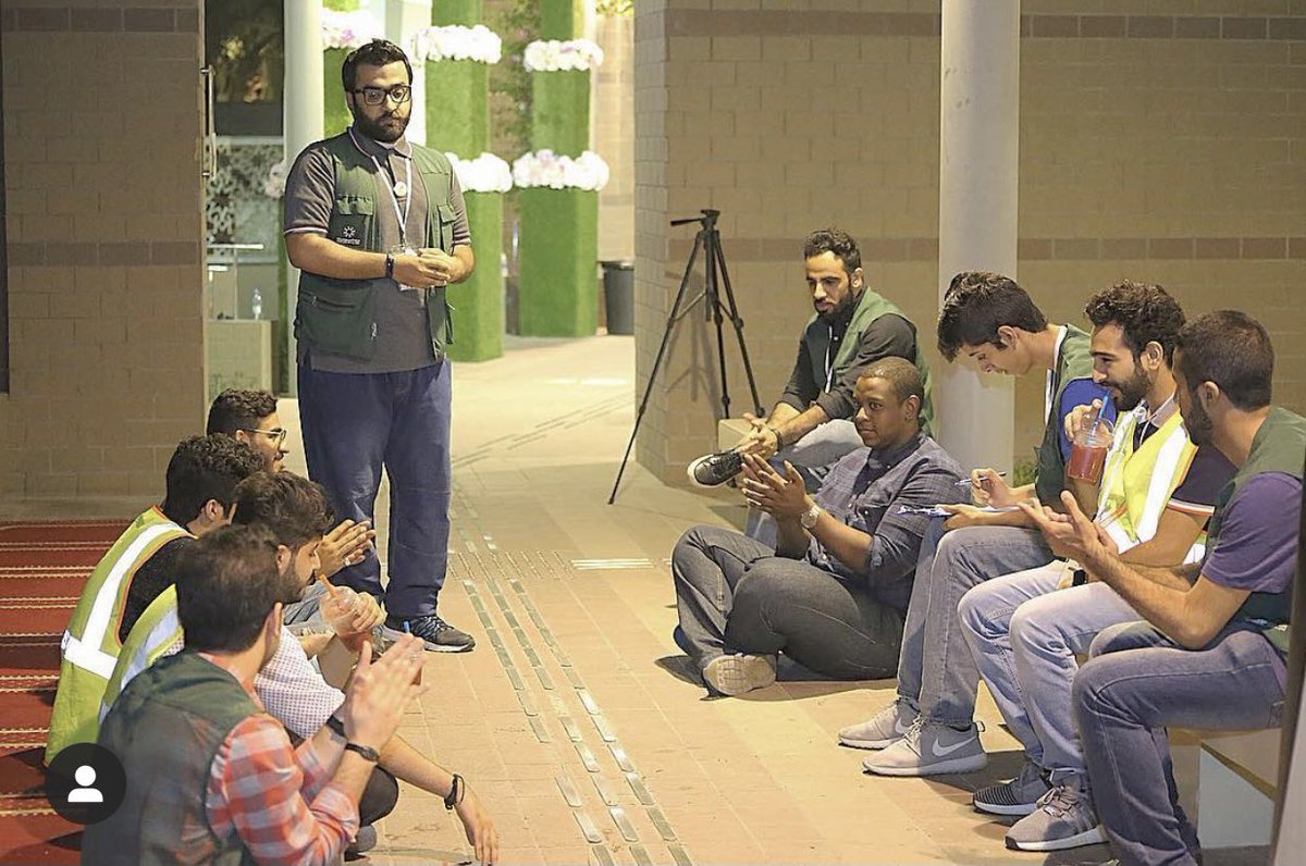 ثالث فعالية أُصبح فيها قائد
أصبحت شيئاً فـ شيء متمكن في أمور القيادة و أصبح الأمر ممتع لي 😍💙

 #اثر_التطوع
#اليوم_العالمي_للتطوع 
#عطاء_وطن 
<a href="/Giving_Hands/">أ يـا د ي عـطـا ء 🇸🇦</a>