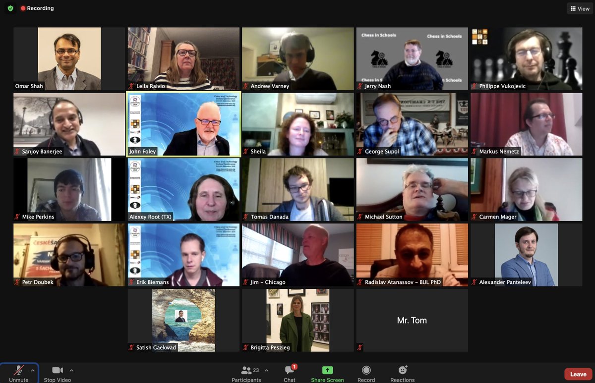LondonChessConf's tweet image. Psychological Issues and Chess with Dr. Alexey Root.
Our last session is looking like this. #ChessTech2020