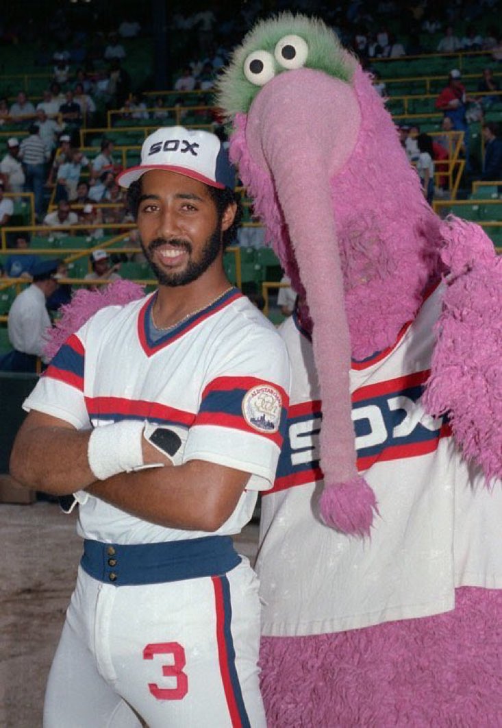 Super 70s Sports on X: The Chicago White Sox organization peaked right  here. Yes, I know they've won a World Series since then.   / X
