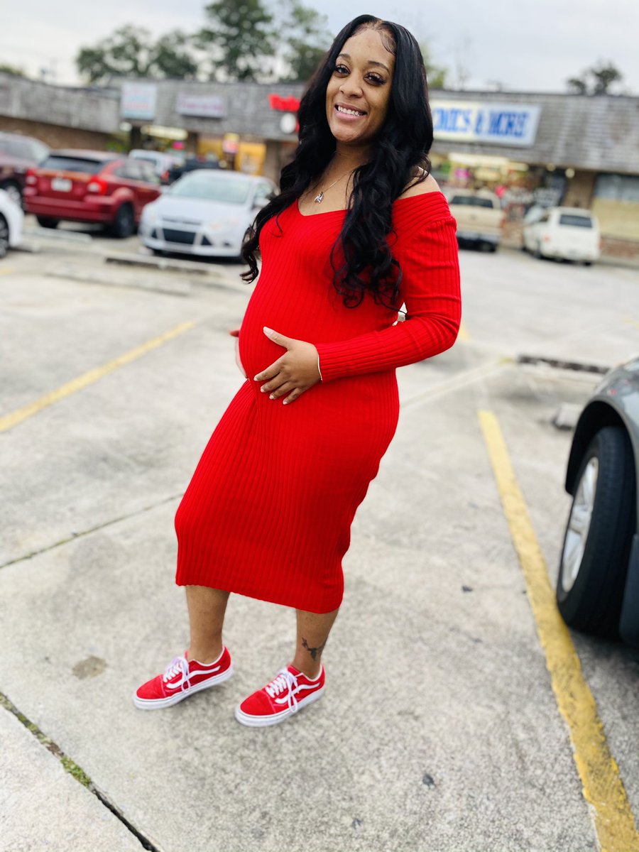 _kayloweee's tweet photo. Lord I can’t believe I forgot to swallow 🥴😂... I’m gonna be a BoyMom come April 💙 https://t.co/xbQ4spIiDQ