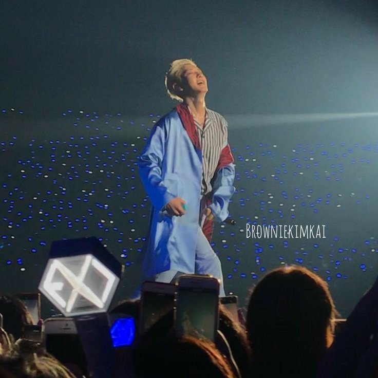 Chanyeol's pics taken by exo fans,a necessary thread;