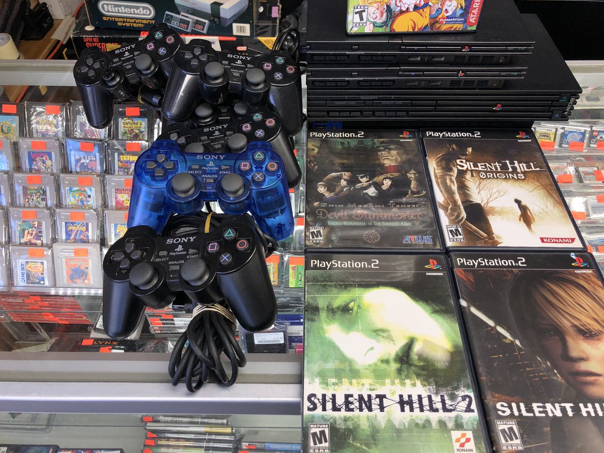 bklynvideogames's tweet image. Small re-stock. Now available #sony #ps2 #dragonballzbudokaitenkaichi3 #shinmegamitensei #devilsummoner #silenthillorigins #silenthill2 #silenthill3 #bvg #brooklynvideogames