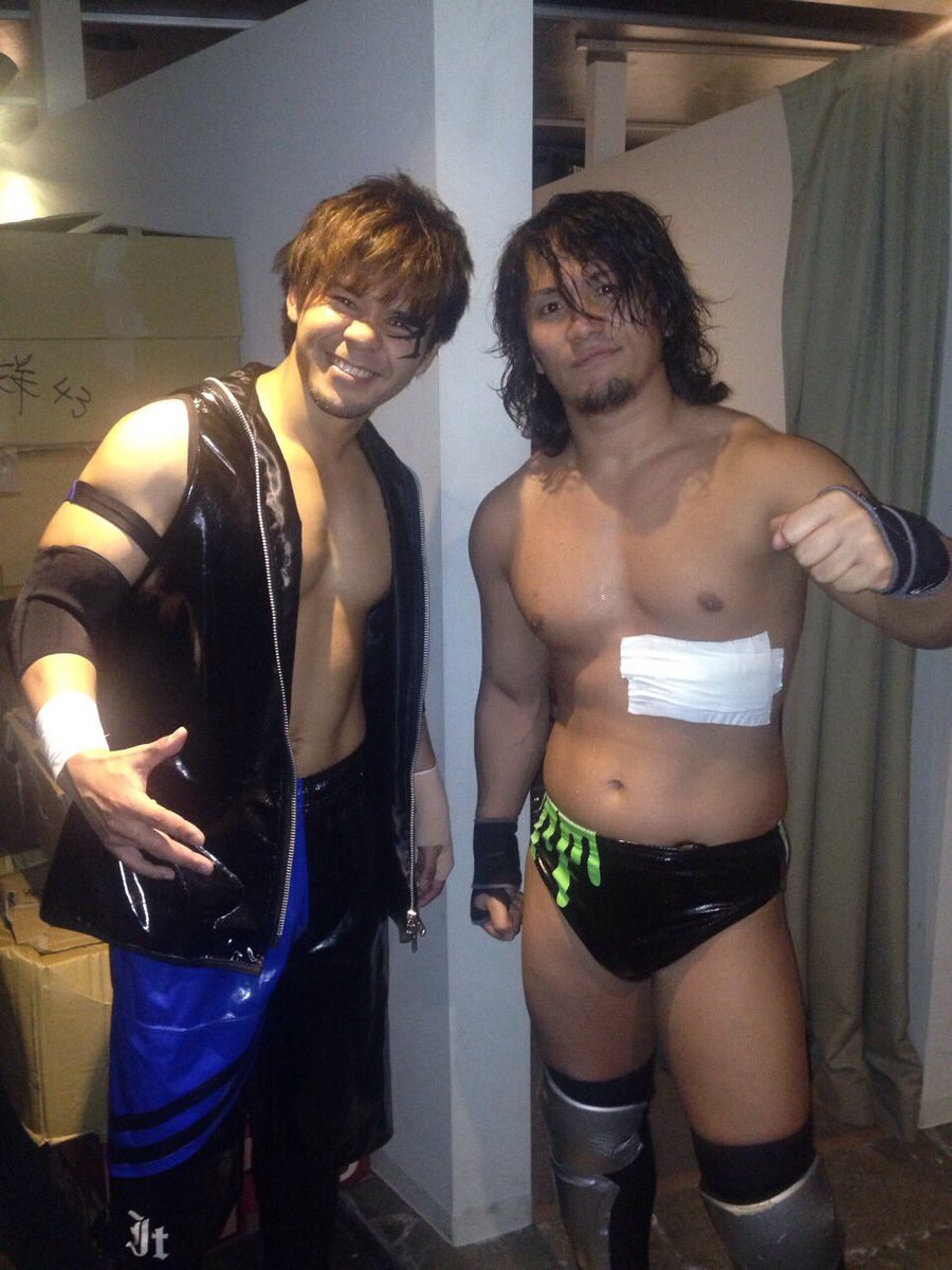 Debuted December 14, 2003 in Wrestle Gate. Trained by HANZO.He was trained by the same organisationa and trainer as HAYATA(debut 2006) and Yoshioka(debuted 2008).