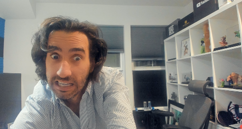 KojisanNFT's tweet photo. aquí arreglando la casa y hablando de Clash Royale ! https://t.co/XbNY4pWY2D https://t.co/wVFlsocw6S