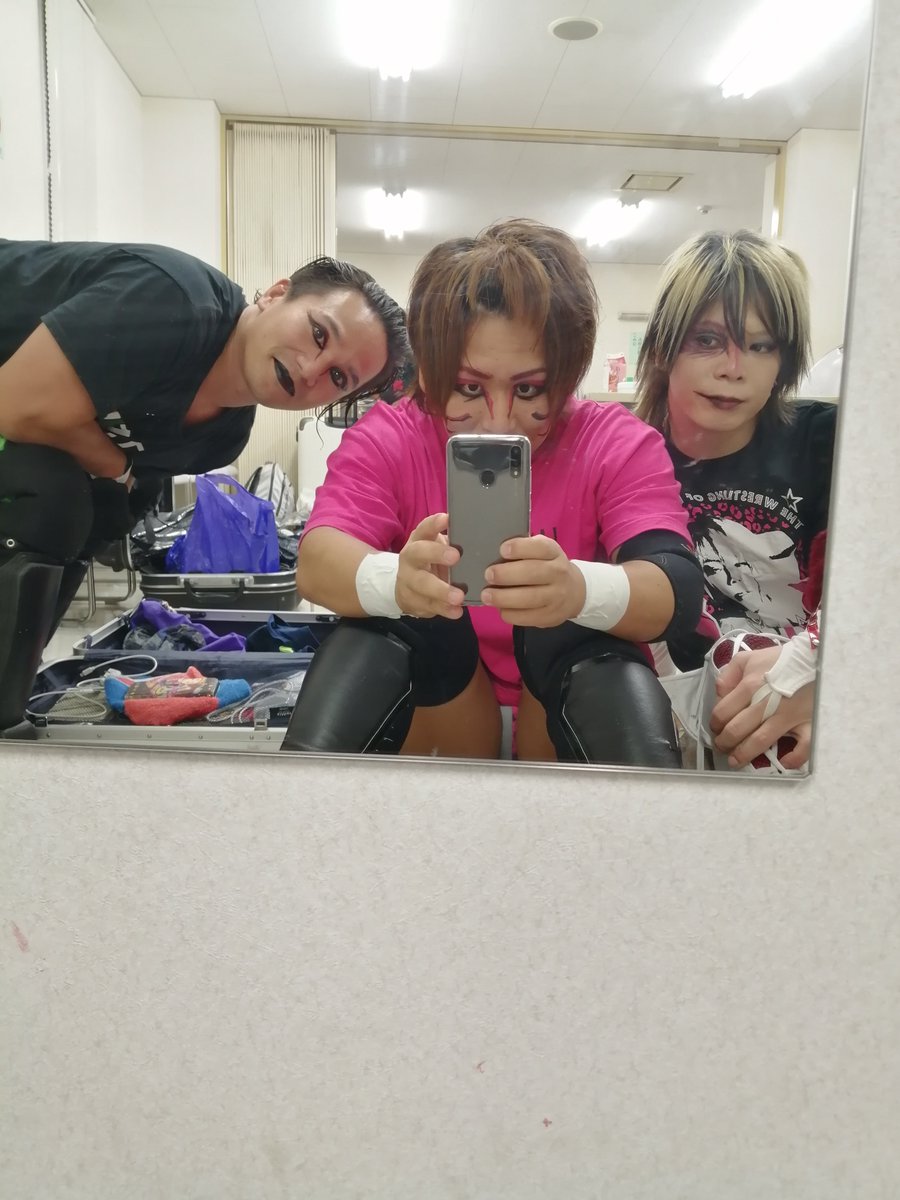 He has some very suspicious friends