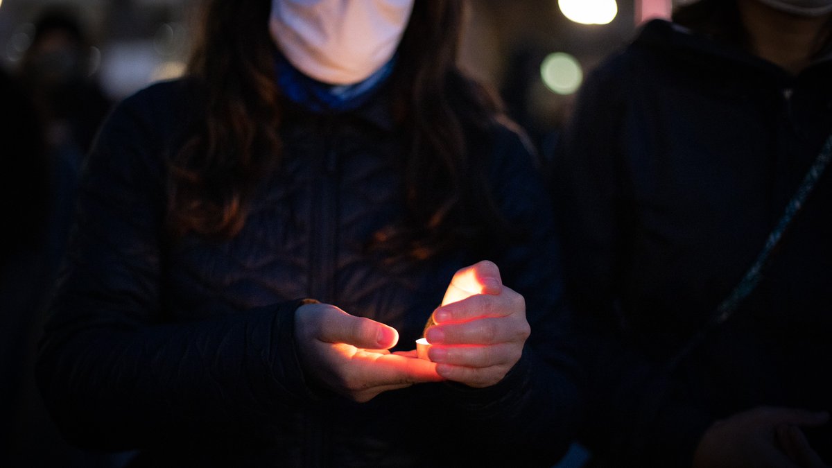 Today, we remember and grieve the loss, past and present, of our sisters, mothers, daughters, grandmothers and aunties.

We mourn the 14 beautiful lives taken at l’École Polytechnique over 30 years ago. 

There is no reason for #ViolenceAgainstWomen. Together, we can prevent it.
