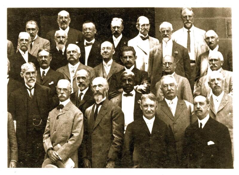 Bouchet went on to earn a Ph.D. in Physics in 1876 from Yale, with his dissertation title was "Measuring Refractive Indices"Bouchet was of the first 20 Americans (of any race) to receive a Ph.D. in physics(5/n) #DiversityinSTEM #SundayScientistShoutout https://bit.ly/36NBawY&nbsp;