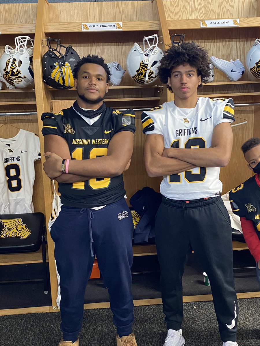 1larryfisherman's tweet photo. Had a great time w/ @MWSU_Football Shoutout to my guy @shorn58 for the Official Visit. https://t.co/McZRZ3ySnt
