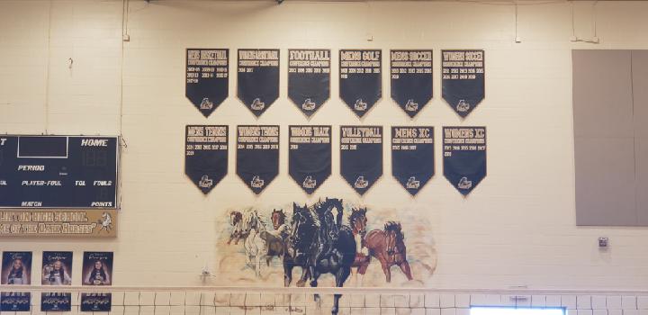 chsmbb's tweet image. Our banner wall is complete in the main gym. So many great teams in our history. We honor our Alumni!