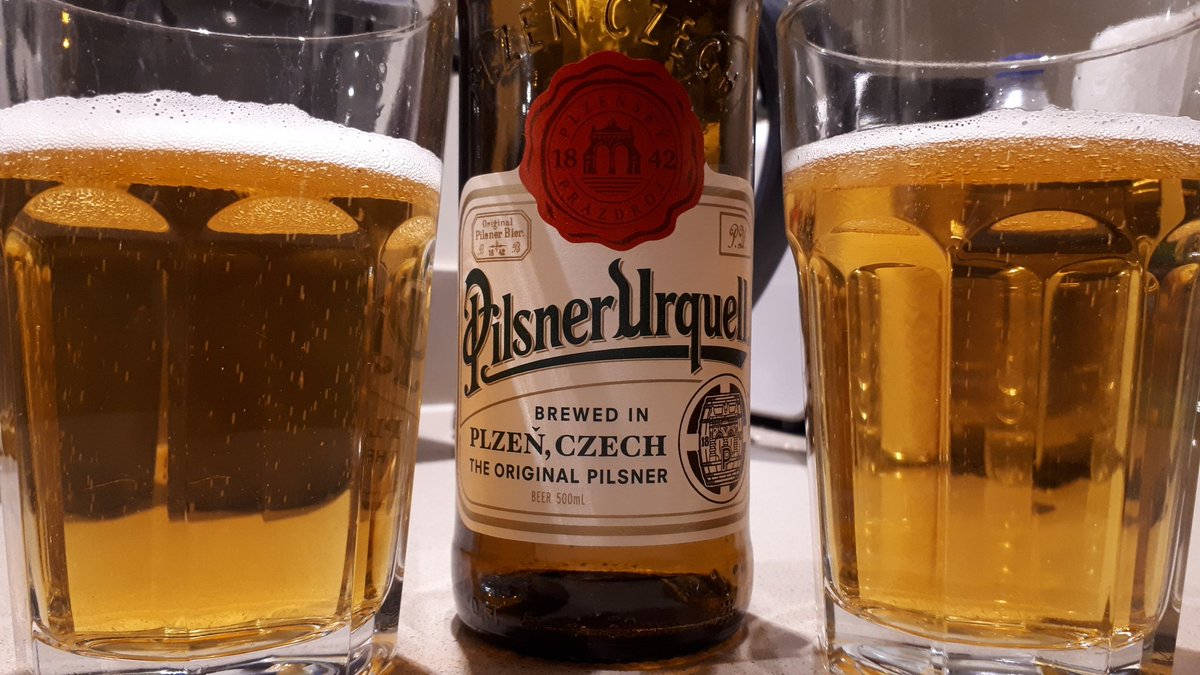 LelluR's tweet image. This beer looks beautiful. Sharing a bottle with @ChessScholar to wind down after #ChessTech2020 conference. I&apos;m tired and want to watch #StrictlyComeDancing from catchup as I missed everything this weekend.