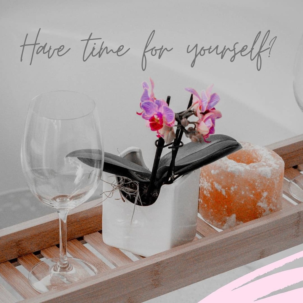 I used to struggle with this.

Finding time just for me, where I can listen to music, take a bath, or a long walk by myself.

But being organized means I can take some time for myself &amp; watch the newest Princess Switch movie virtually with my girls, with… instagr.am/p/CIeAuo-LVW6/