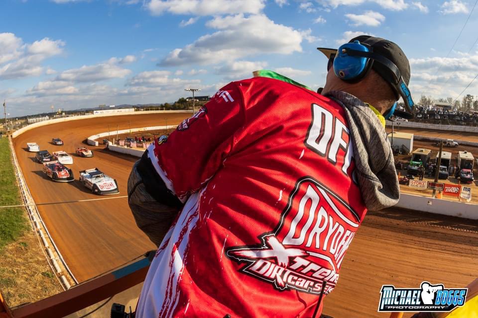 MichaelBoggsPh1's tweet photo. Here is a few random pictures from yesterday’s #Grinch40 at @TheGap_VolSpdwy https://t.co/sYngaeGcGc