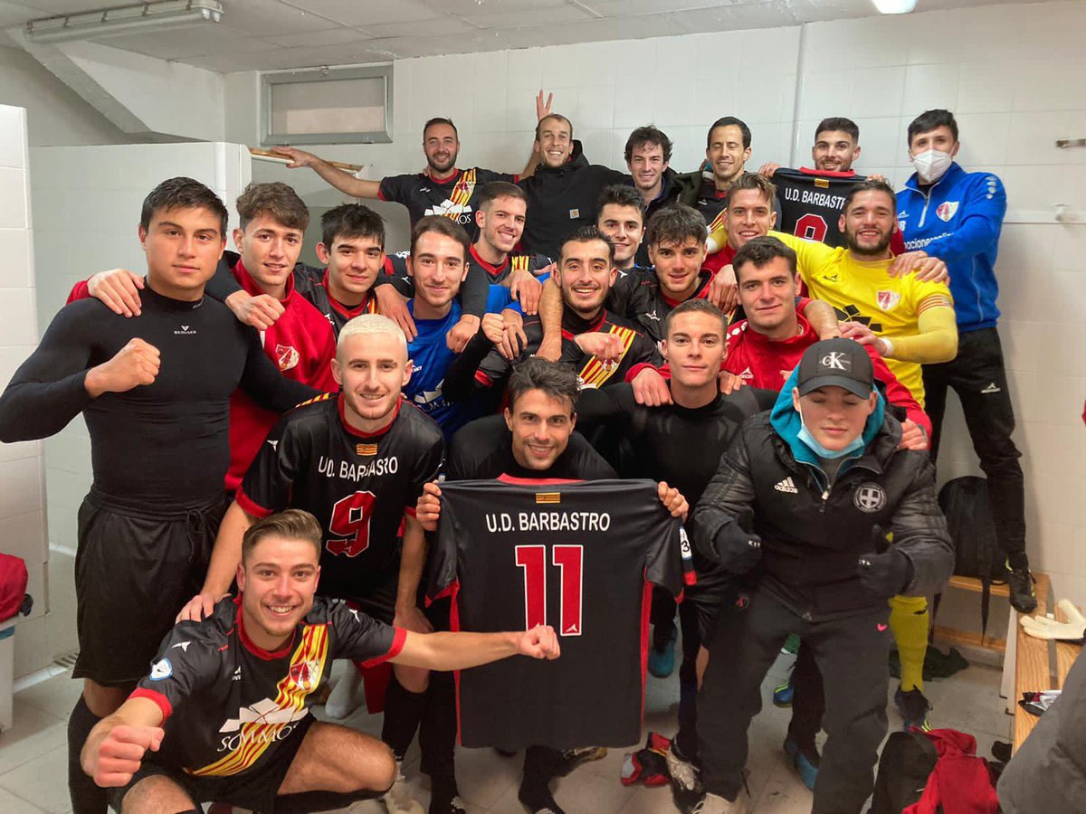 Partido bonito a pesar de la climatología. Vamos a por más!! <a href="/UD_Barbastro/">U.D. Barbastro</a> 🔴⚪