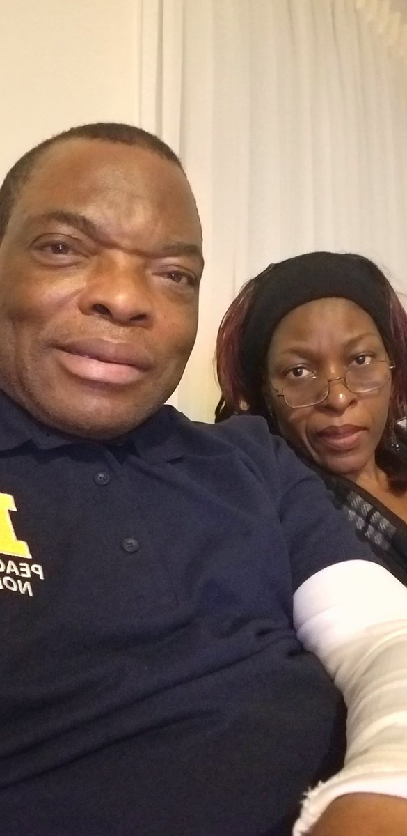 #fatshination je vous suis depuis Edmonton, Canada.