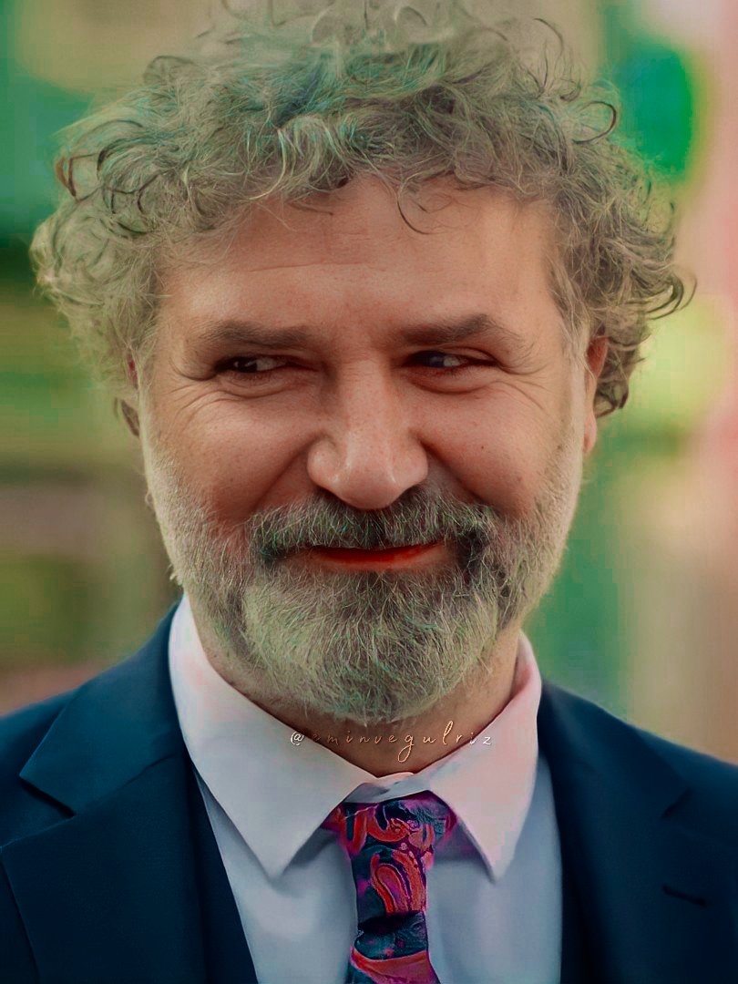 eminvegulriz's tweet photo. Sen de benim düşündüğüm şeyi mi düşünüyorsun? :)
#ÇatıKatıAşk • #EmRiz https://t.co/CxraZqVnPG