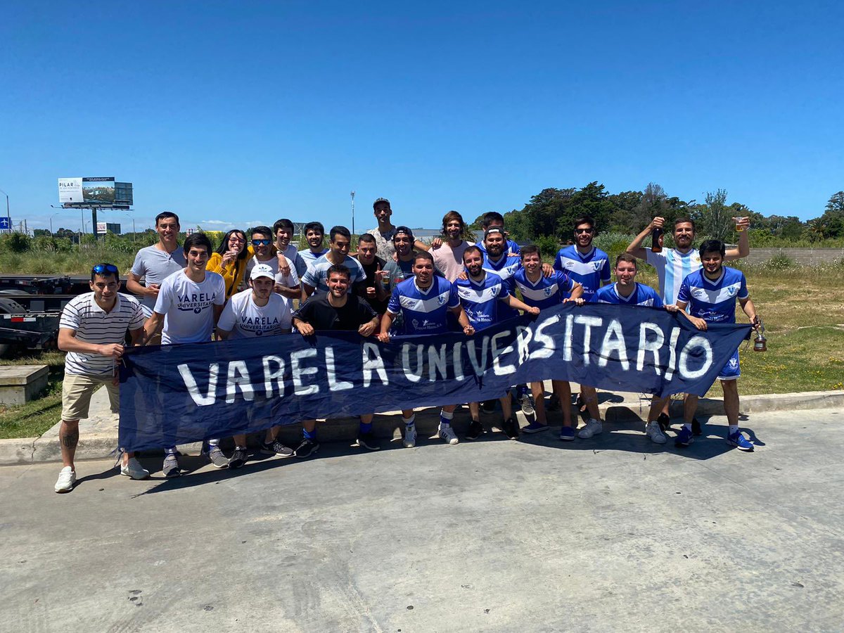 Glorioso Varela Universitario! Se termina un año atípico para todos, donde pudimos a pesar de todo disfrutar de poder jugar a la pelota! Se da el cierre del año con un título, que para nosotros es muy importante! 🏆

Gracias <a href="/LUD_Oficial/">Liga Universitaria de Deportes</a> por la seriedad que le pusieron a este año