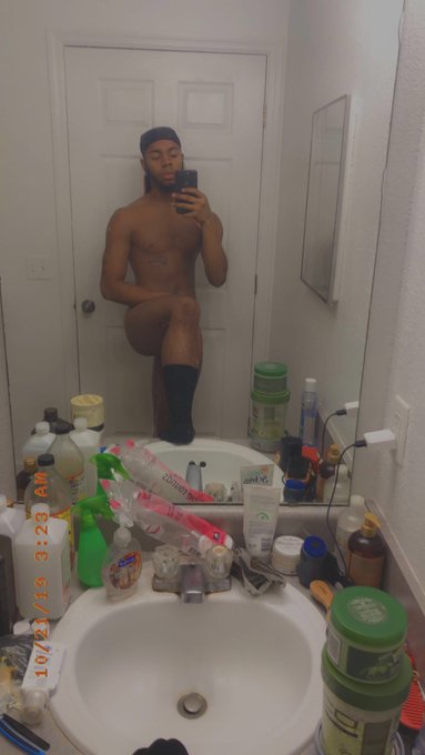 Watch ✨The Gold Room✨'s leaked NSFW photo on TwXstars