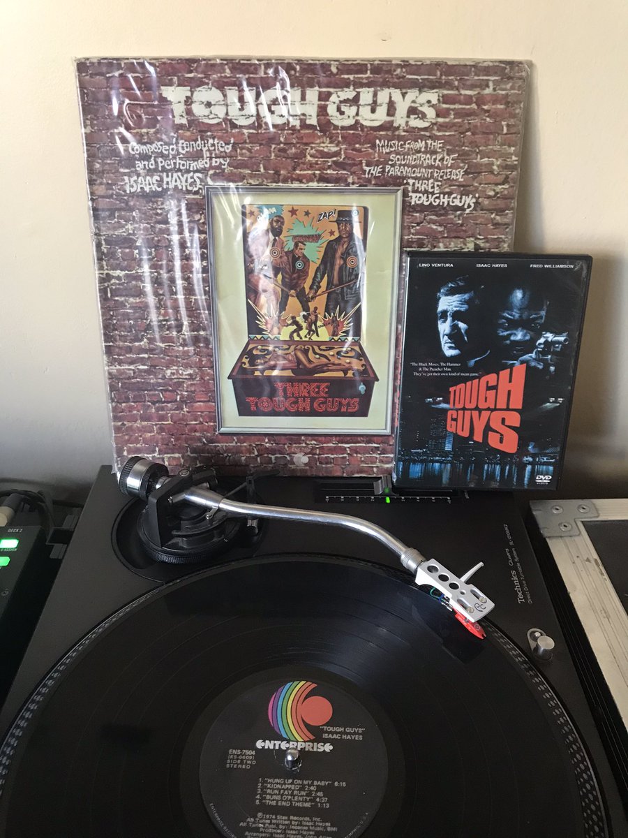 DJROB_B_ROB's tweet photo. Soundtrack Sundays Vinyl And A Movie 🎥 🍿 #vinylrecords #album #film #Cinema #action #tough #watching #listening ##oldschool #classic #music #musician #production #rare #actors #strong #wall https://t.co/5CGwAtHaJF