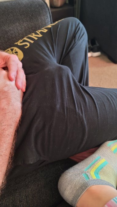 Daddy @RickStronghold must be very happy to be watching the Seahawks with me! 😆 https://t.co/3hDKi13<a class="tags" target="_blank" title="On Twitter" href="/?out=eyJ0eXAiOiJKV1QiLCJhbGciOiJIUzUxMiJ9.eyJpYXQiOjE3MjAzMTI5MzQsImlzcyI6InR3cG9ybnN0YXJzLmNvbSIsIm5iZiI6MTcyMDMxMjkzNCwiZXhwIjoxNzUxODQ4OTM0LCJyZWRpcmVjdF91cmwiOiJodHRwczovL3R3aXR0ZXIuY29tL1JpY2tTdHJvbmdob2xkIn0.E0P_FJ78oq0_RLqp4bleKWJQ_rBBPAn71DZlCpXMBv6ekBlbY8rJ5ST4hv27r0sw7_LVrUDcun1Lvh-RzmwNtQ">@RickStronghold</a><a href="/tag/pussy"class="tags"><span>#pussy</span></a><a href="/tag/tonightsgirlfriend"class="tags"><span>#tonightsgirlfriend</span></a><a href="/tag/internationalcatd"class="tags"><span>#internationalcatd</span></a>