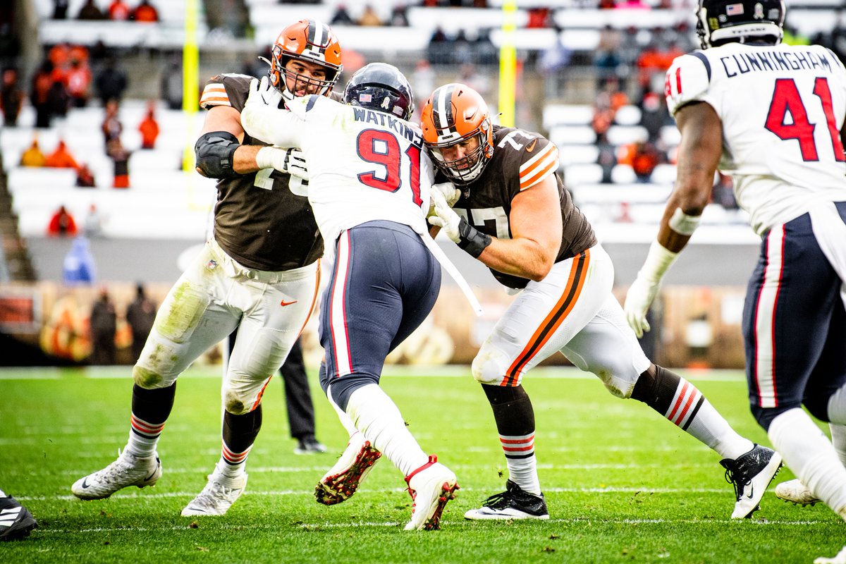 Browns's tweet photo. That's 4-0 vs. the AFC South 🧹 https://t.co/nTMJM0RTBr