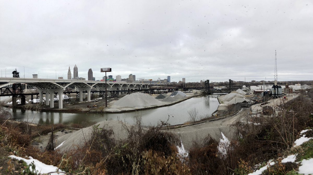 I’m fascinated by the vacant industrial buildings on the Scranton Peninsula. These have potential to be renovated into cool restaurants, bars, offices, residences, etc that would have the Towpath directly out front.Gotta love the industrial views the Towpath offers too. (2/4)