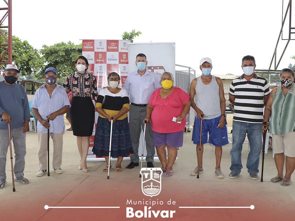 bolivarmanabi's tweet photo. 1|2🗣Continuamos con las brigadas médicas gratuitas.
Con el objetivo de preservar la salud de los hermanos Bolivarenses. 
Se entrego atención médica, medicamentos gratuitos y ayudas técnicas 
‍Gracias a la gestión del alcalde Walther Cevallos Pinargote.
#ElCambioNoSeDetiene https://t.co/5RybOgbIbh
