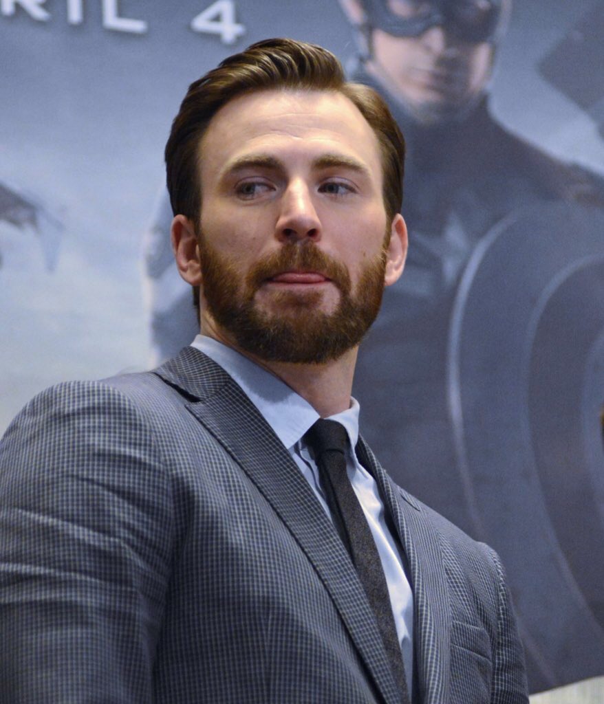bonus:chris evans as fertilised eggs because just looking at him is enough to get anyone pregnant