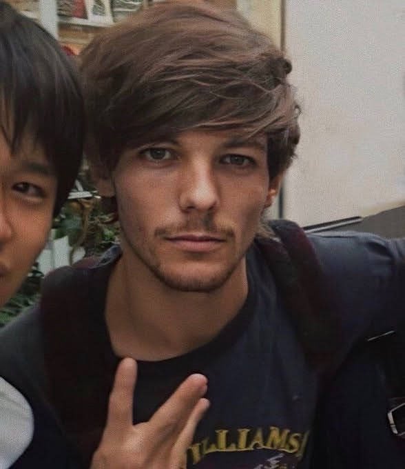                    vs        a thread; louis tomlinson edition