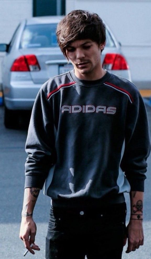                    vs        a thread; louis tomlinson edition