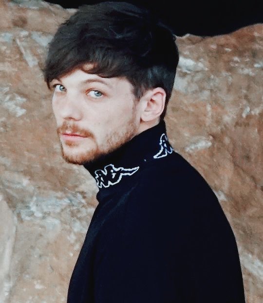                    vs        a thread; louis tomlinson edition