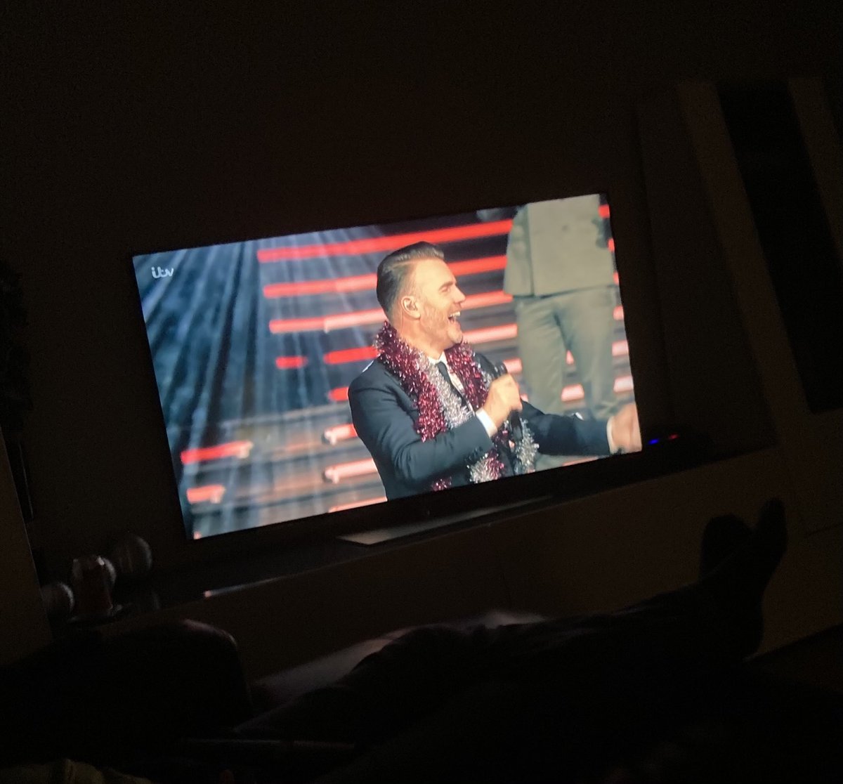 Midlifemayhem's tweet photo. Loved watching night at the museum 2nite  ⁦@GaryBarlow⁩ fab !! https://t.co/NUGuanNgMq