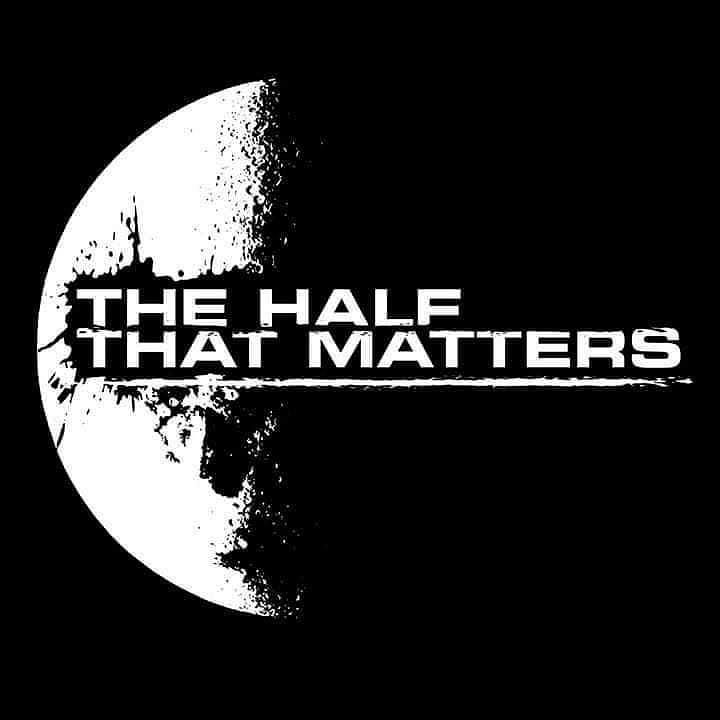 PaulRoundy8's tweet photo. Bassist update!!!  @HalfMatters is in search of a bassist!!! If interested for an audition please contact us via message and we'll get you the details!!

#bass #needsomelowend #newfriend #kingsport #kodak #sevierville #knoxville #tn https://t.co/4VkRnpQCKJ