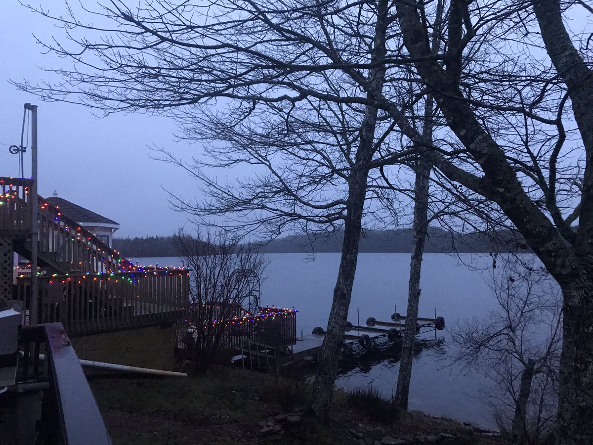 JennGregoryDotC's tweet photo. Come to the cottage to relax and study in peace and the #futureExTrophyHusband won’t stop calling asking when I’ll be home. Apparently I’m going home... 🤷🏻‍♀️ #funWhileItLasted #shittyInternet https://t.co/CfF9TmphkI