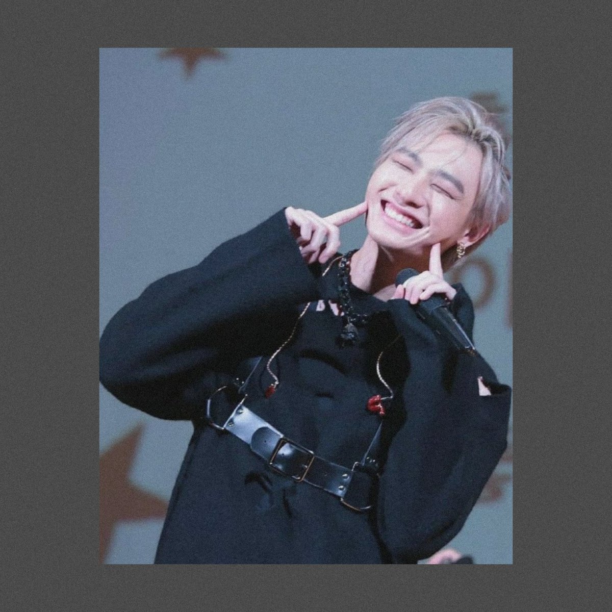 —Vía IG—

Tampoco les había enseñado que en halloween me disfrace de mi papá