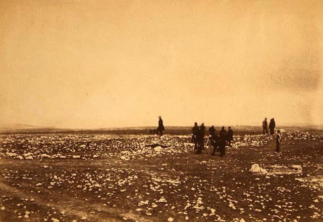 Failing to pursue the retreating forces was one of many strategic errors made during the war, and the Russians themselves noted that had the Allies pressed south that day they would have easily captured Sevastopol.