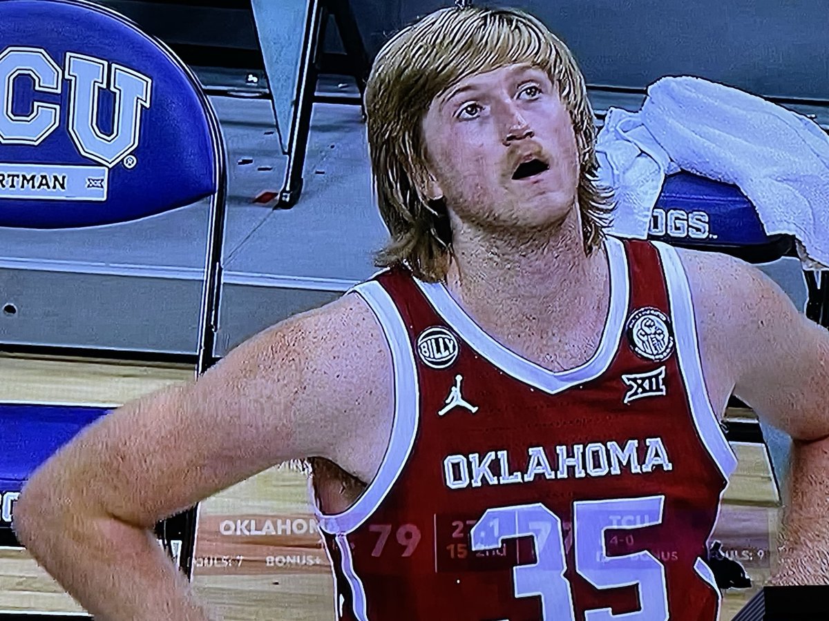 jiminarlington's tweet photo. YES!!!!LARRY’S BACK ⁦@OU_MBBall⁩ !!!!! #Birdman #HARRAHOK #EASTERNOKCOUNTY #BRADYMANEK  ⁦@tinamanek⁩ ⁦@coolauntT⁩ https://t.co/3GMzNWKeTQ