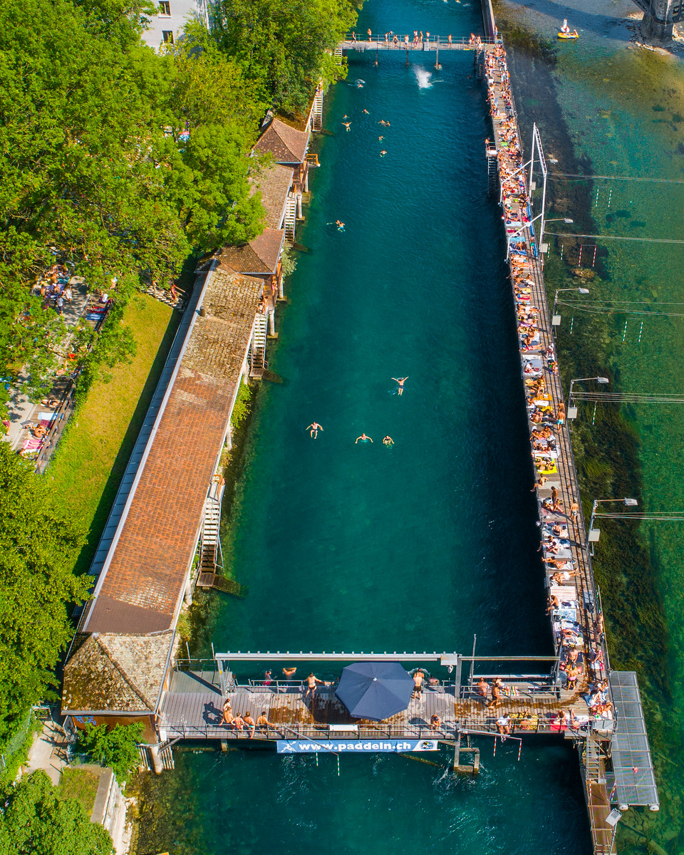 TJofLostTime's tweet photo. "Flussbad + Frauenbad" by Seth Willingham // @MySwitzerland_e // #switzerland #flussbad #frauenbad #lucernelake #lakezurich https://t.co/iZu6g94pc1